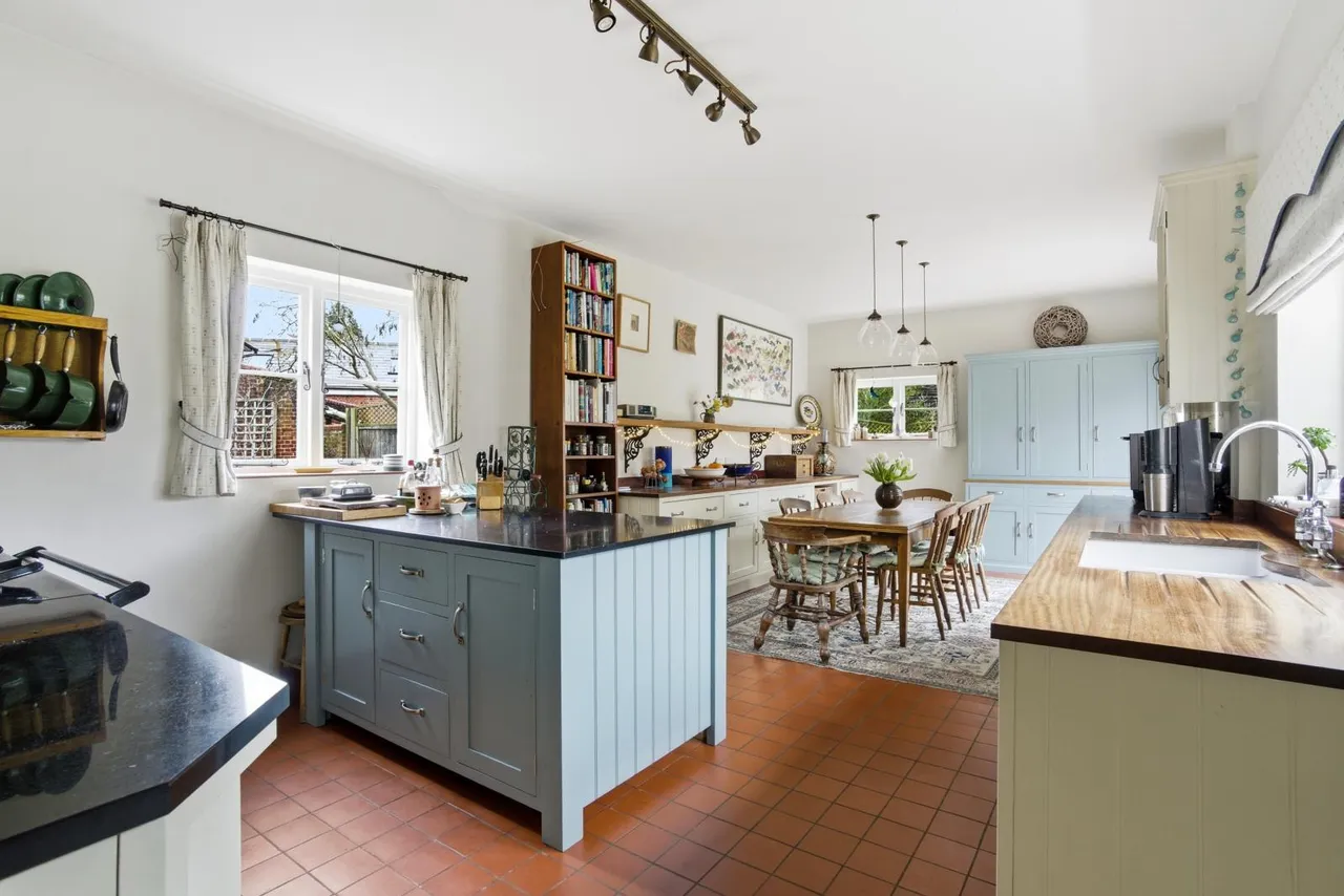 Beech House, Little Hadham, SG11, photo 5