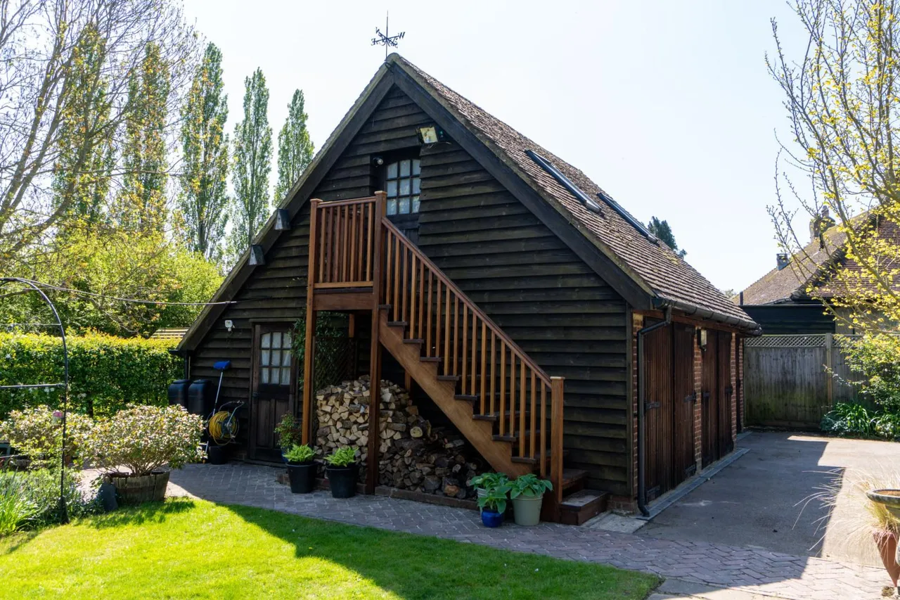 Beech House, Little Hadham, SG11, photo 22