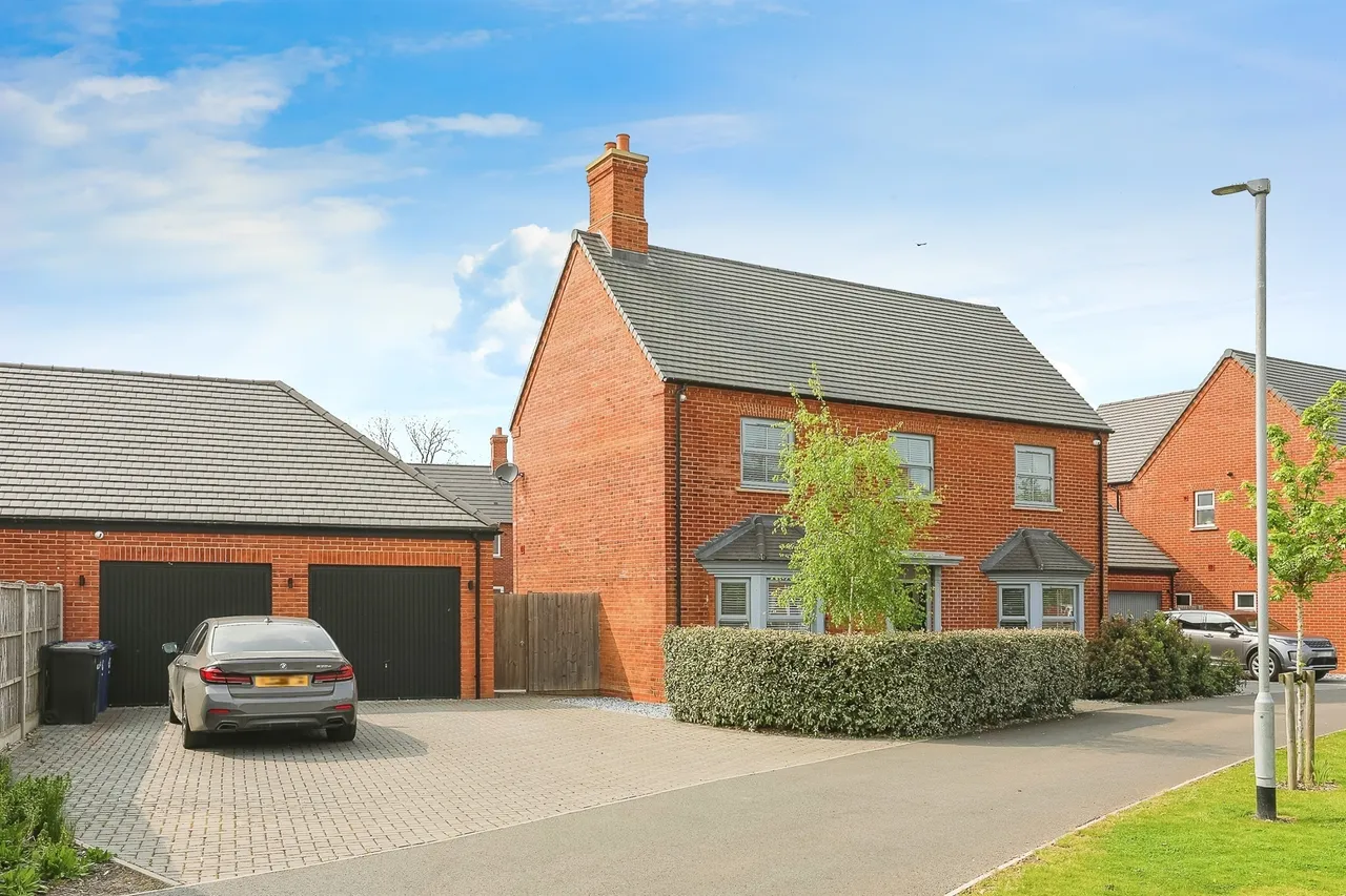 De Havilland Gardens, Huntingdon, PE26, photo 16
