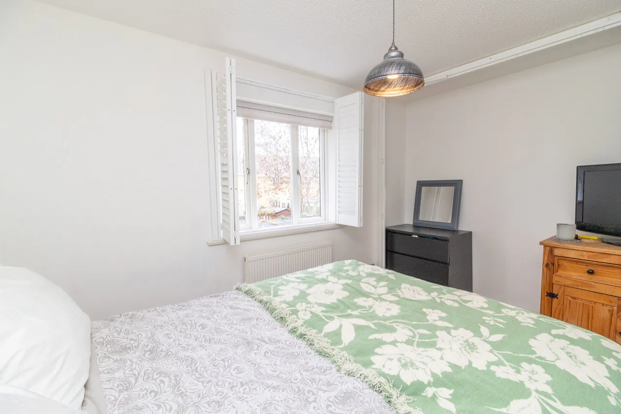 Leary Crescent, Newport Pagnell, MK16, photo 16