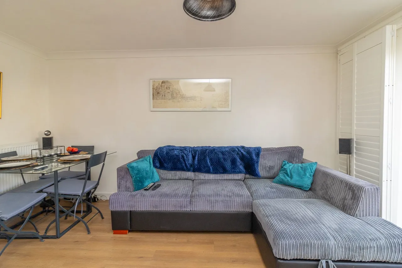 Leary Crescent, Newport Pagnell, MK16, photo 6