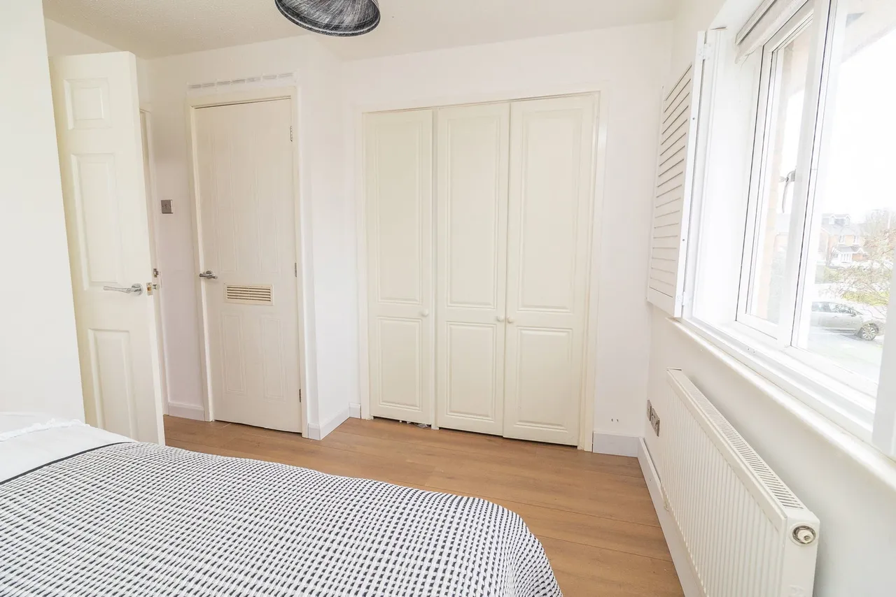 Leary Crescent, Newport Pagnell, MK16, photo 13