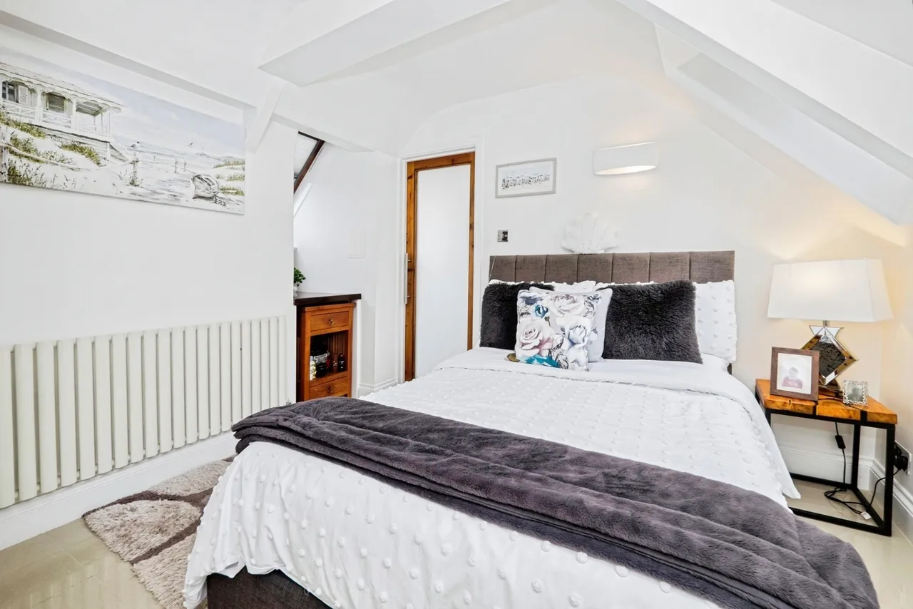 Fradgan Place, Newlyn, TR18, photo 22