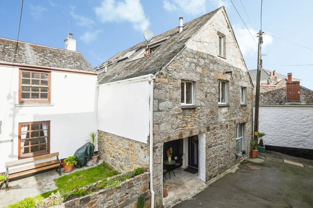 4 bed house for sale, Fradgan Place, Newlyn, TR18
