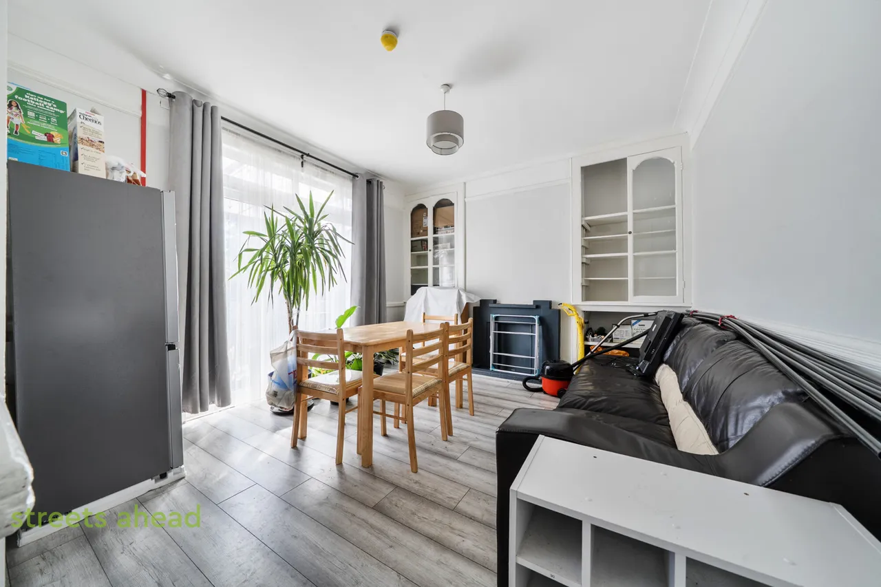 Elliott Road, Thornton Heath, CR7, photo 9