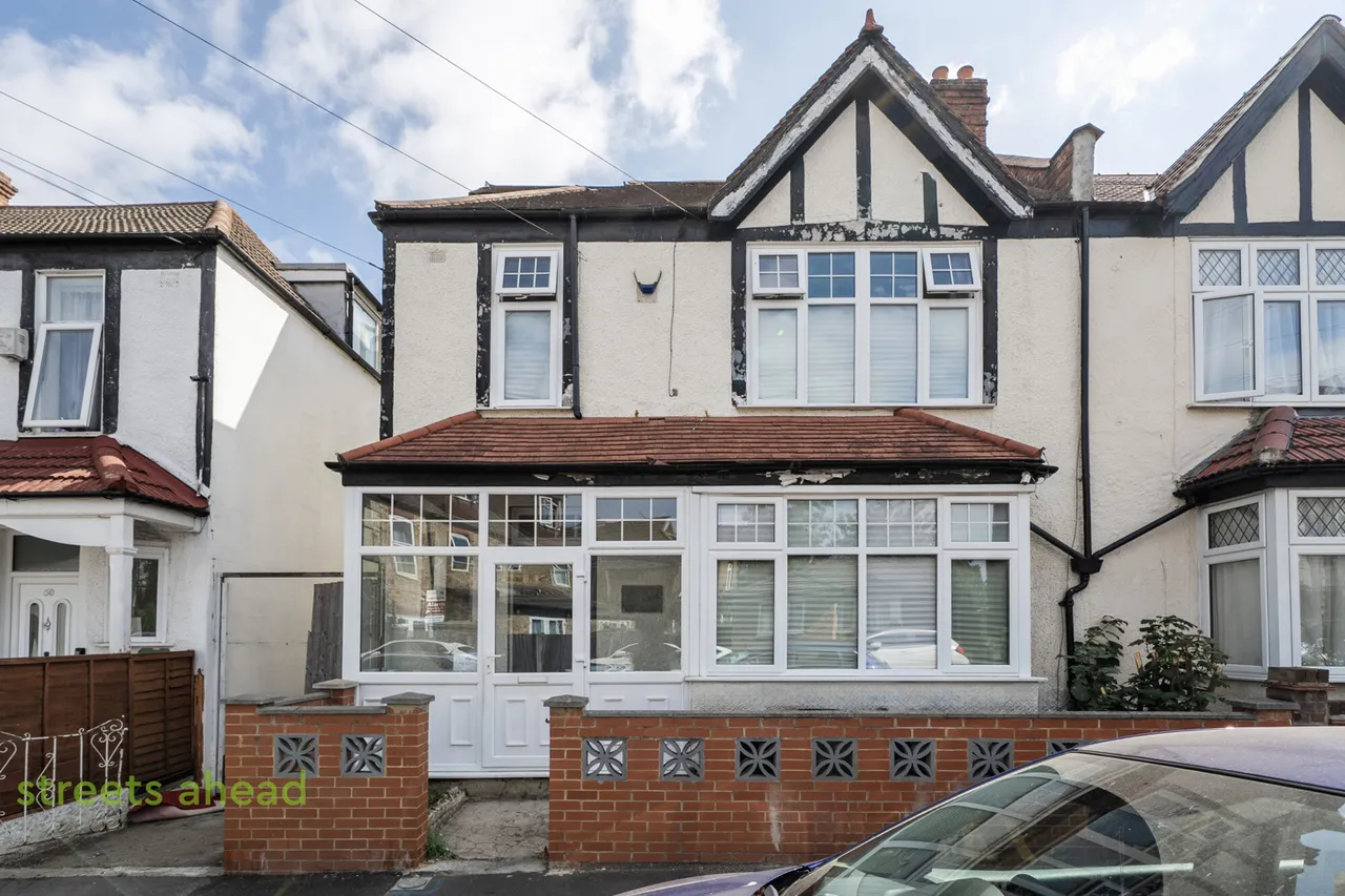 4 bed house for sale, Elliott Road, Thornton Heath, CR7