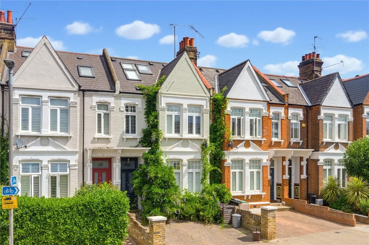 St. Ann's Hill, London, SW18, photo 7