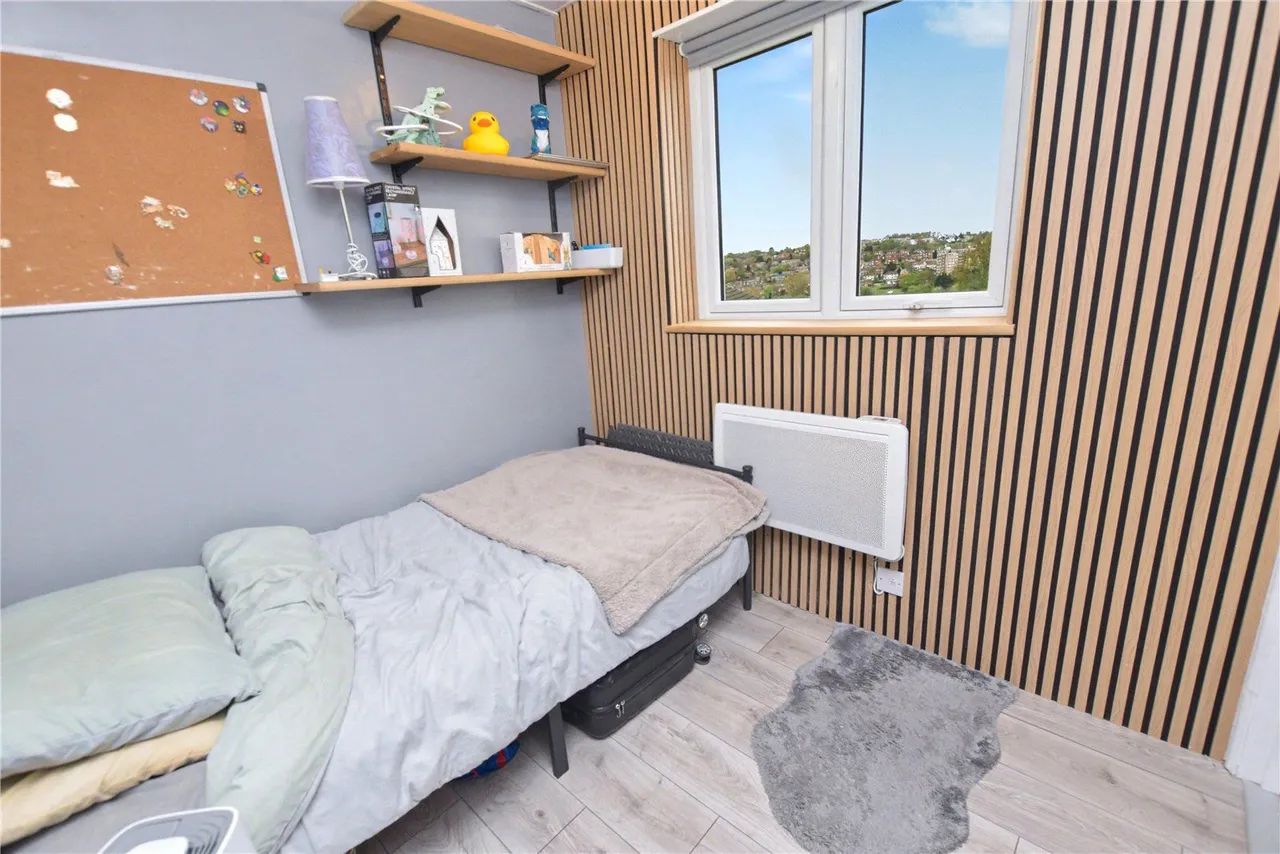 Bawn Drive, Leeds, LS12, photo 18