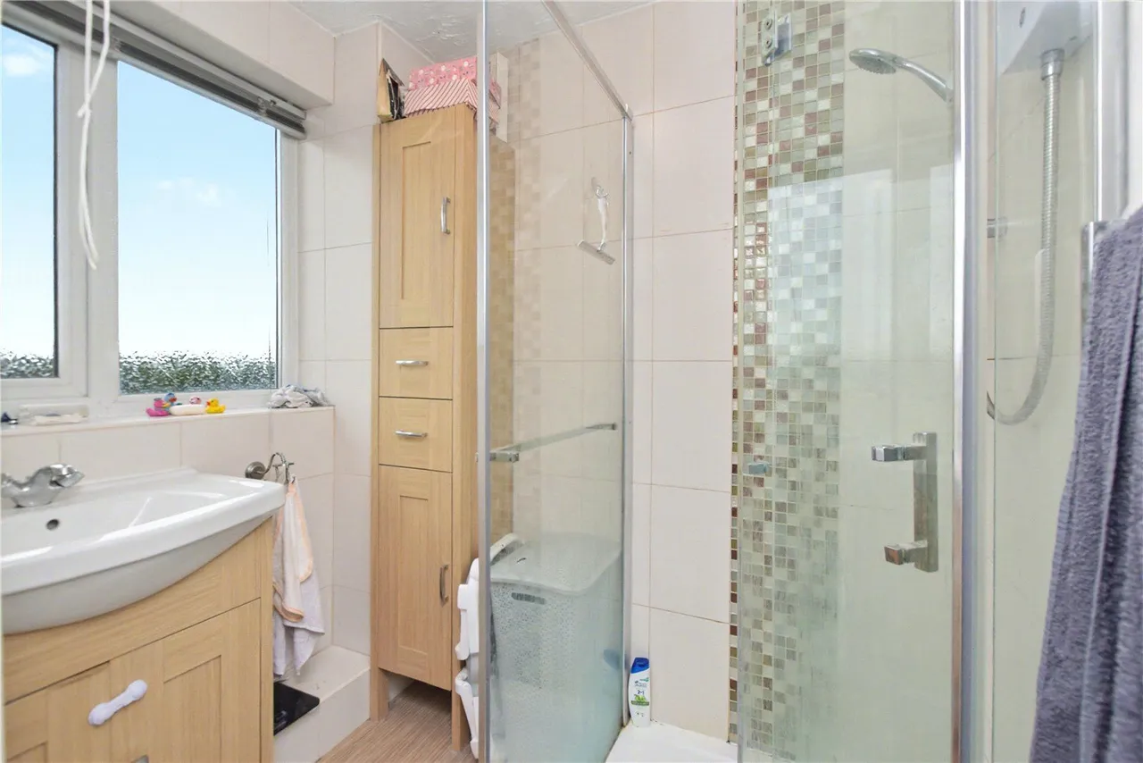 Bawn Drive, Leeds, LS12, photo 10
