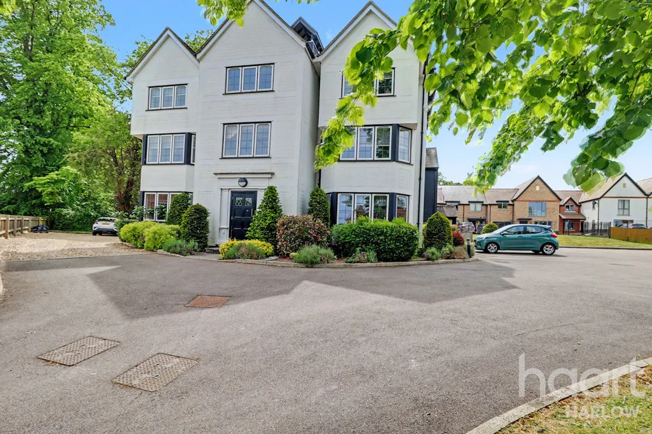 Hobbs Cross Road, Harlow, CM17, photo 21