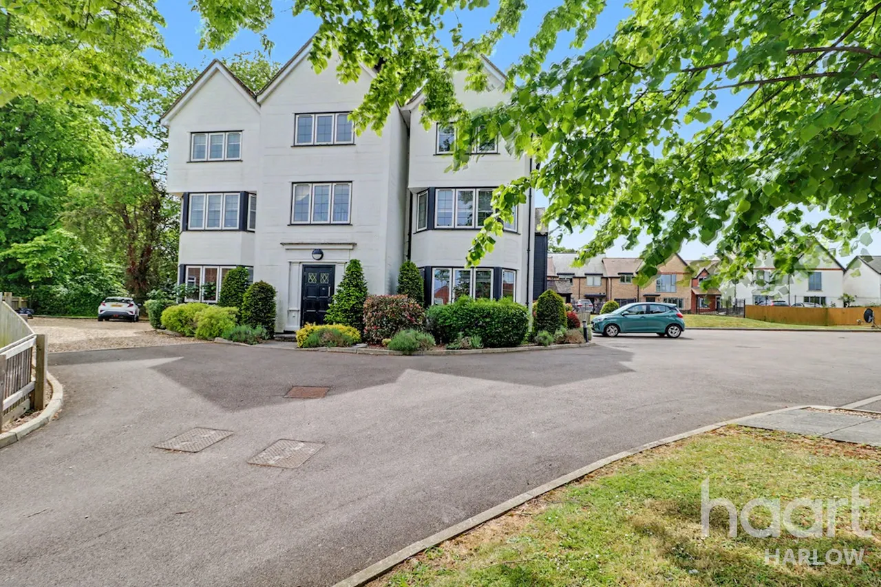 1 bed flat for sale, Hobbs Cross Road, Harlow, CM17