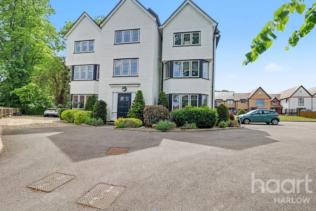 Hobbs Cross Road, Harlow, CM17, photo 19