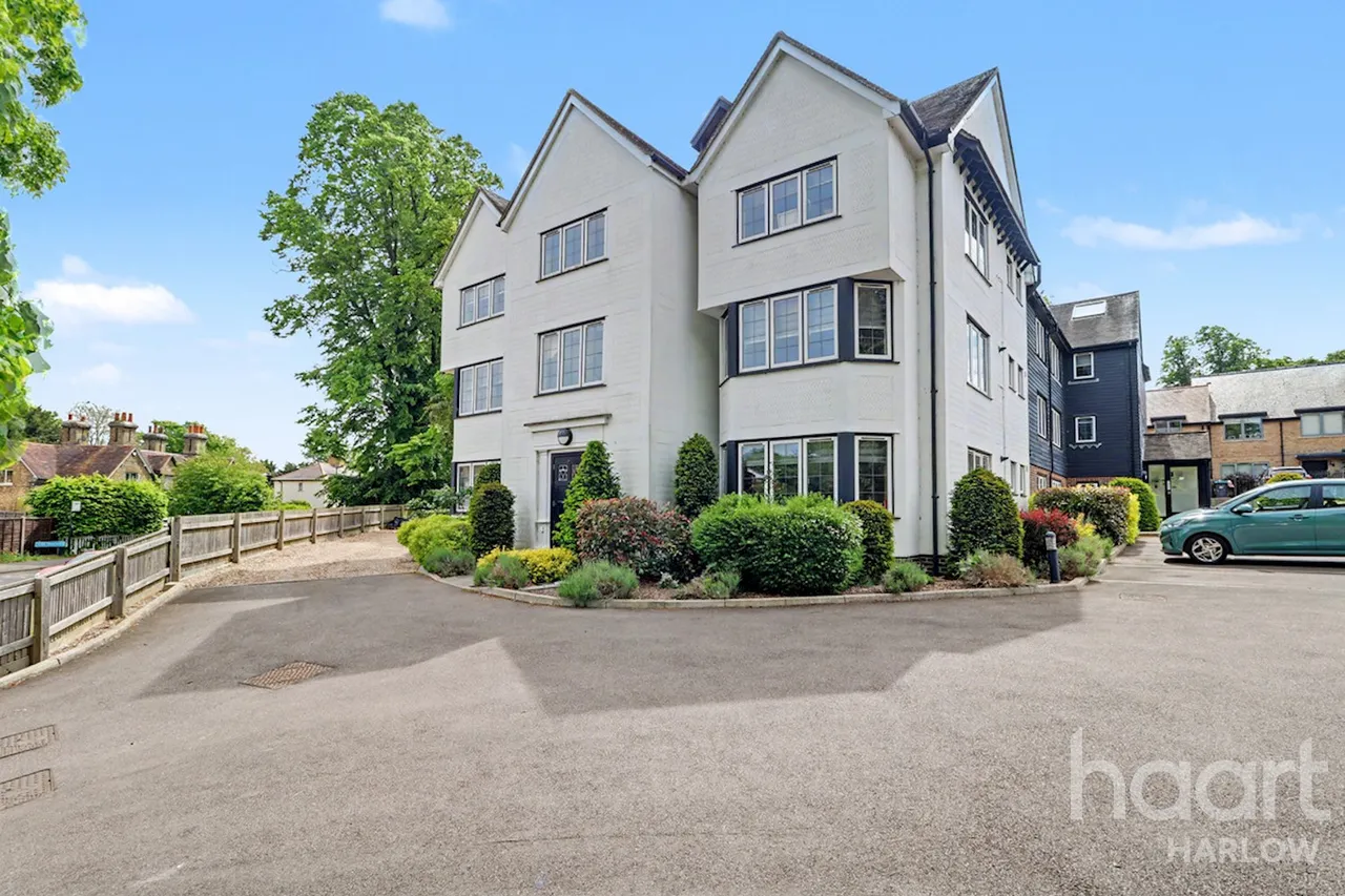 Hobbs Cross Road, Harlow, CM17, photo 22