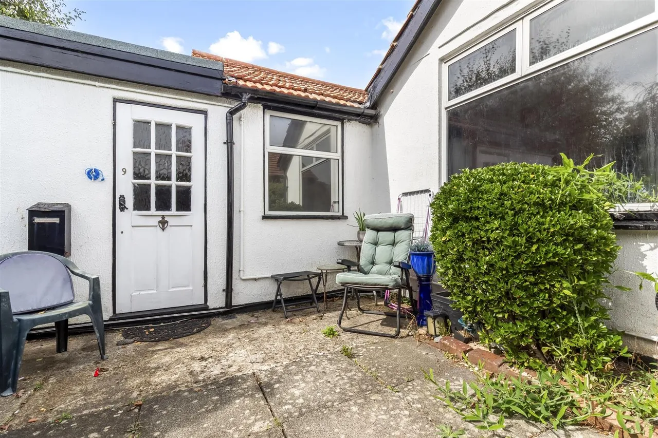 The Poplars, Ferring, Ferring Worthing, photo 13