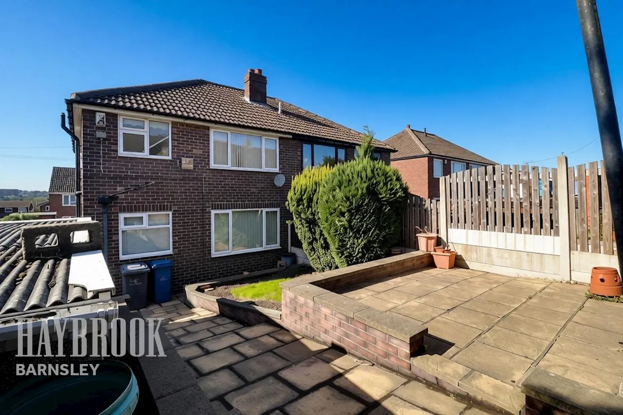 Coleridge Avenue, Monk Bretton, photo 2