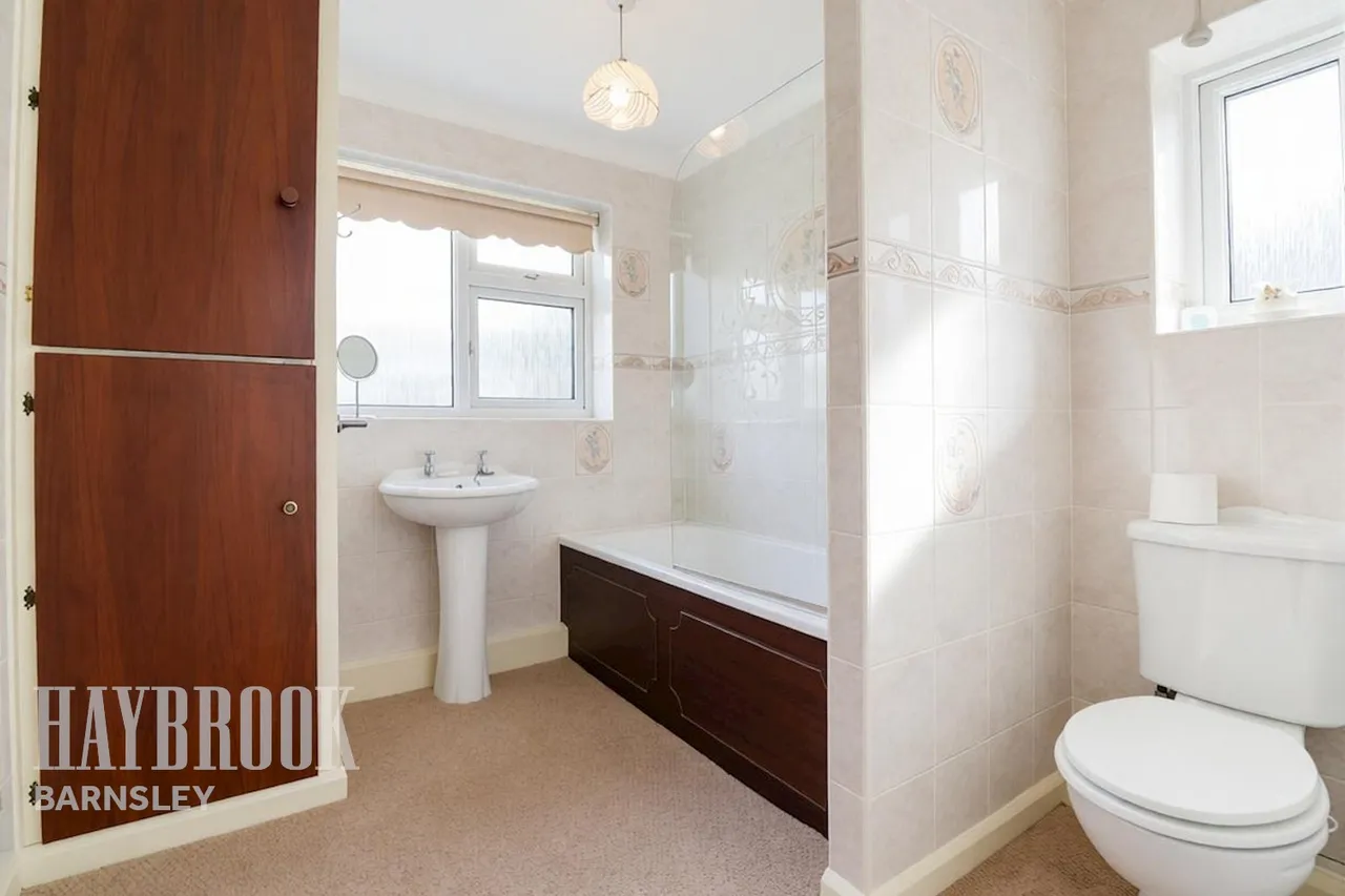 Coleridge Avenue, Monk Bretton, photo 12
