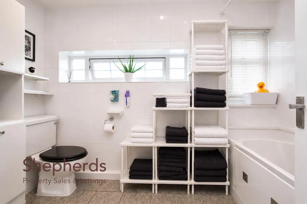 Claremont, Cheshunt, EN7, photo 14