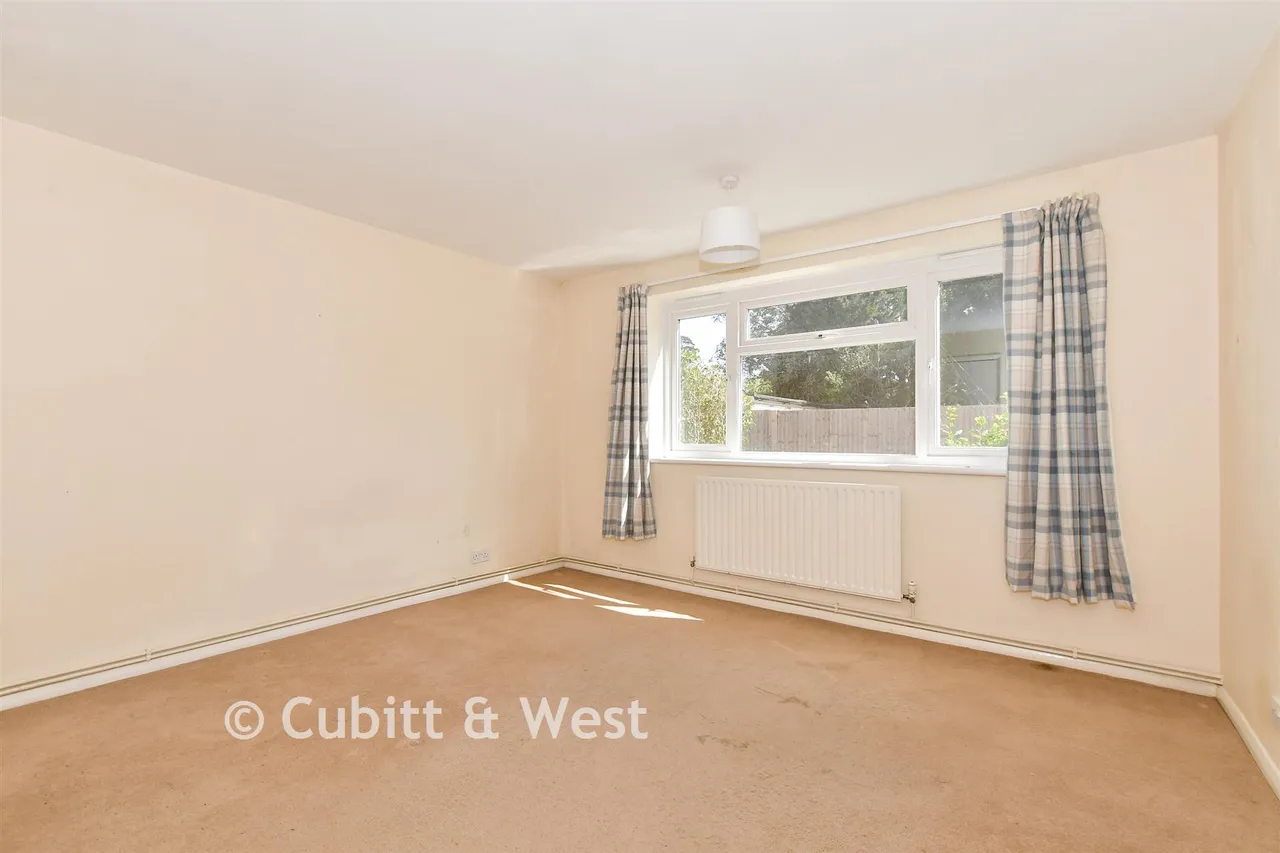 Castle Close, Reigate, RH2, photo 7