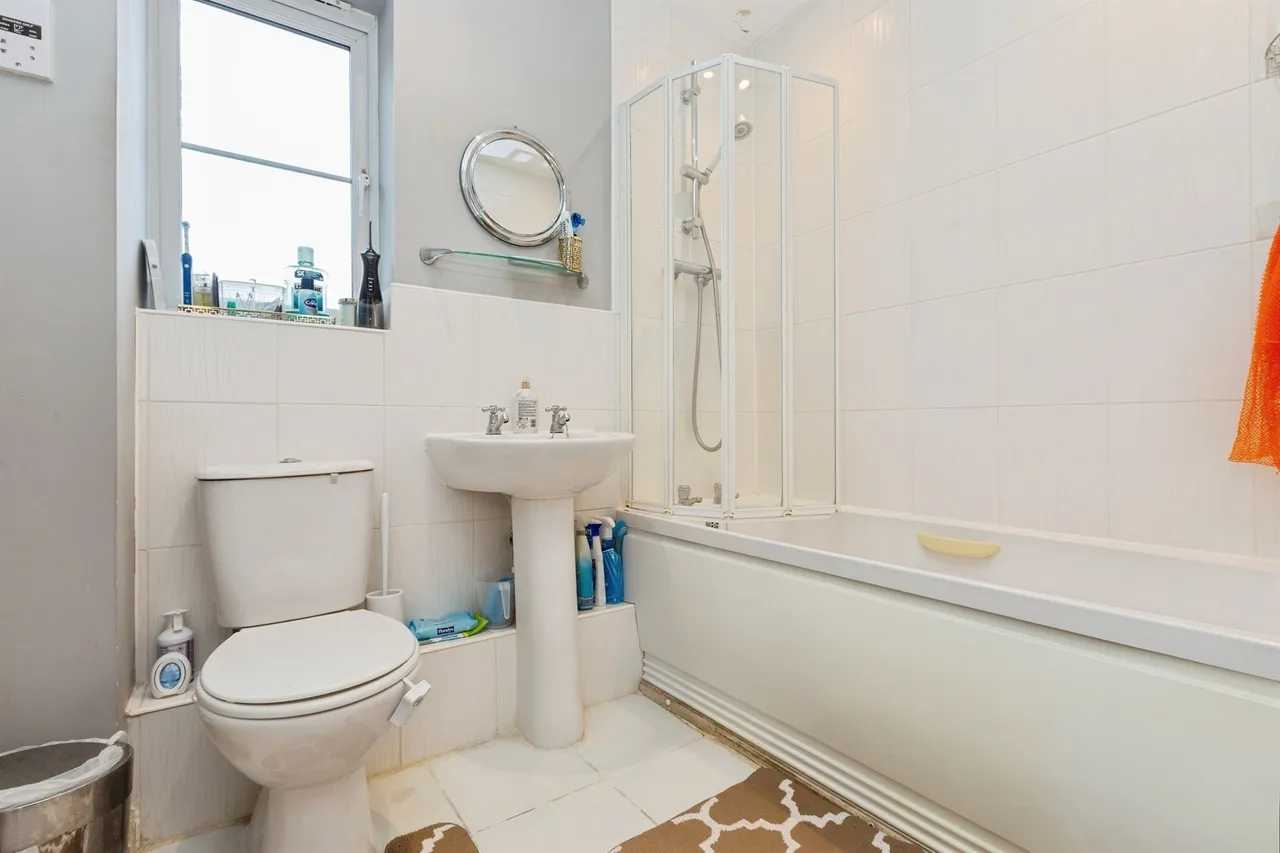 Coxhill Way, Aylesbury, HP21, photo 6
