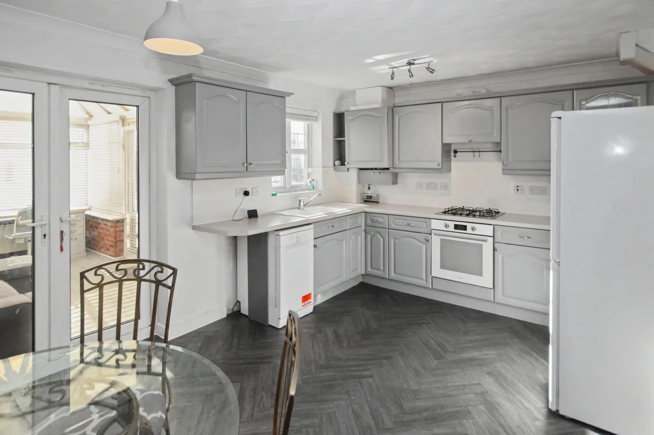 Waltersgreen Crescent, Golborne, WA3, photo 6