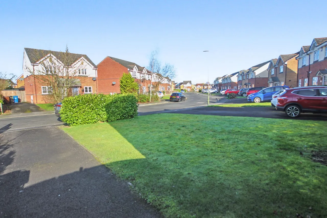 Waltersgreen Crescent, Golborne, WA3, photo 26