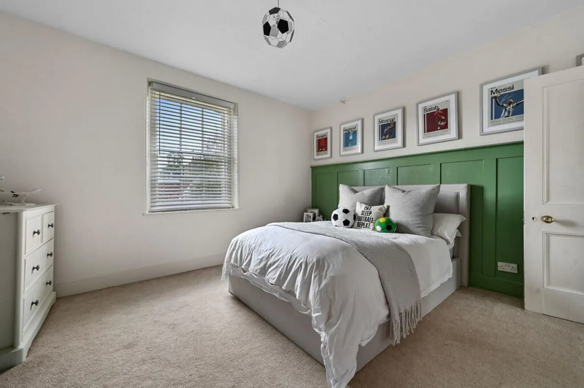Lexdon Road, Essex, Colchester, CO3 3TE, photo 21