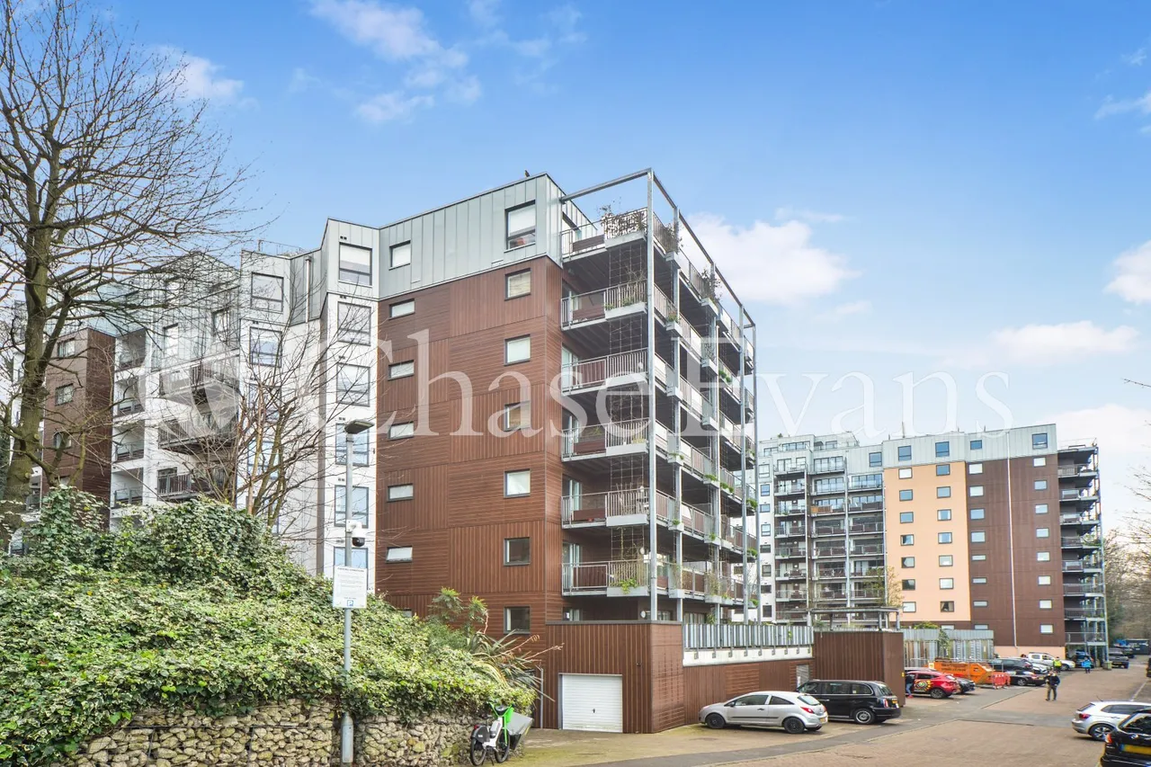 Seren Park Gardens, Restell Close, Greenwich, London, SE3, photo 14
