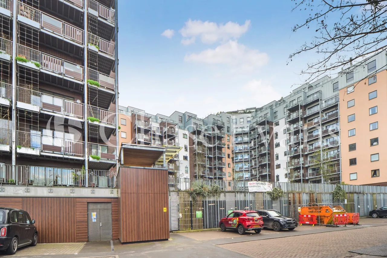 Seren Park Gardens, Restell Close, Greenwich, London, SE3, photo 15