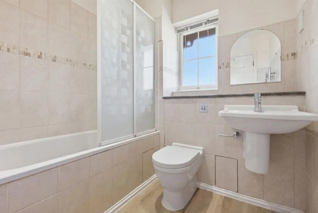 Priestley Road, Stevenage, photo 10