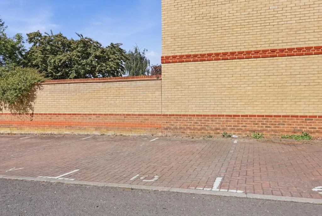 Priestley Road, Stevenage, photo 12