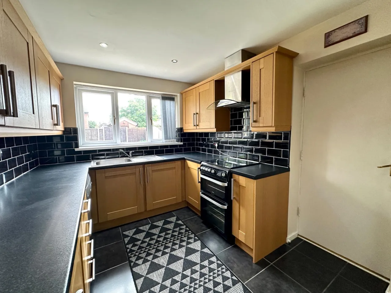 Bell Street, Wednesbury, WS10, photo 9
