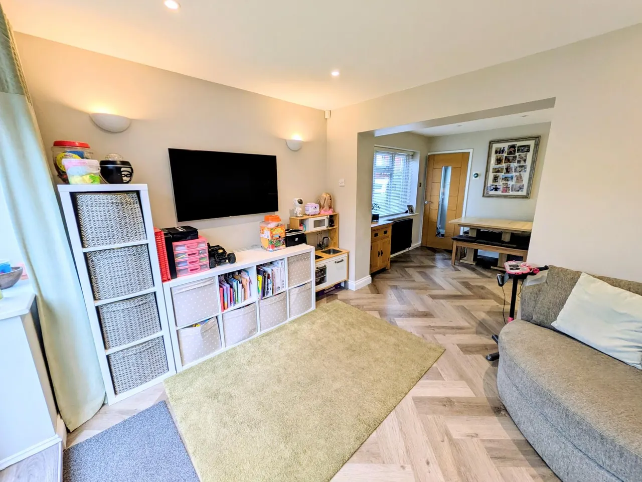 Hodgson Lane, Drighlington, BD11, photo 8