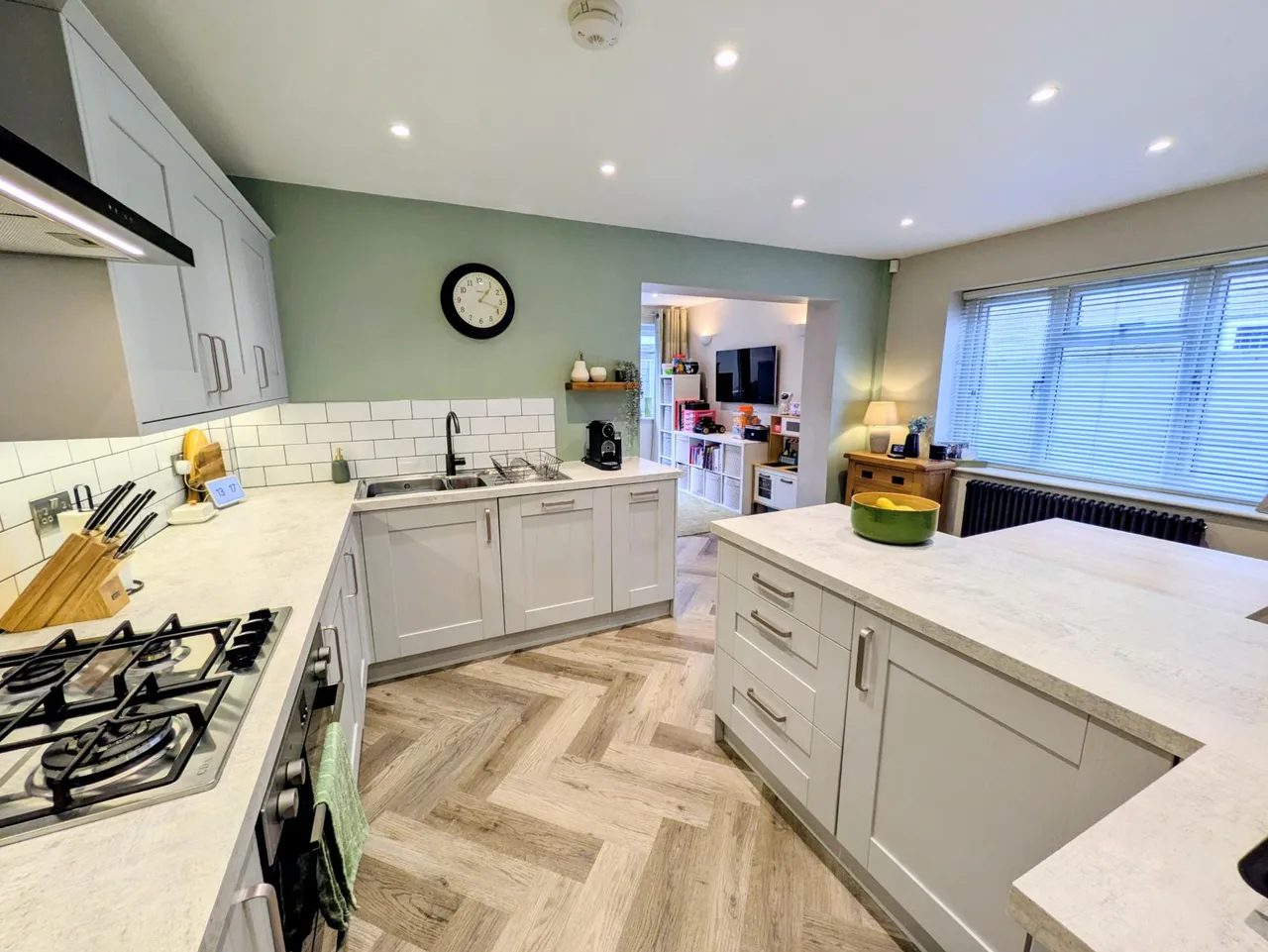 Hodgson Lane, Drighlington, BD11, photo 4