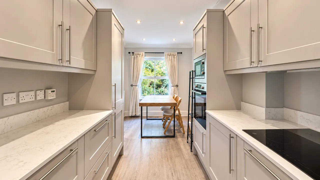 Millfield Court, Hale, WA15, photo 3
