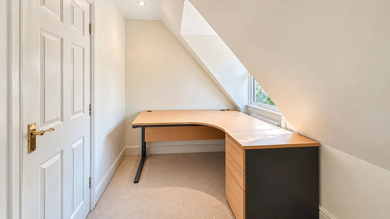 Millfield Court, Hale, WA15, photo 12