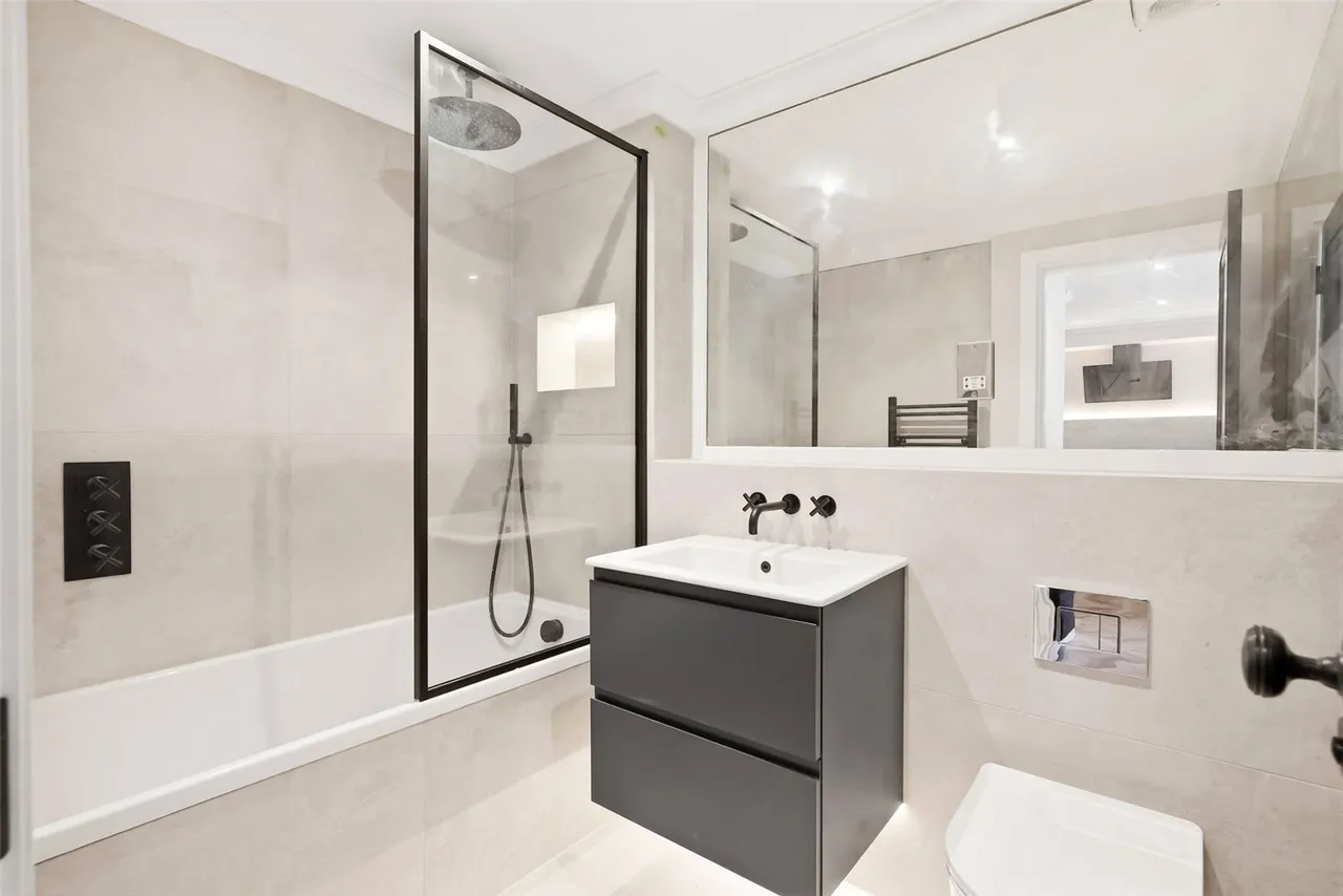 Fairmile House, 30 Twickenham Road, TW11 8BA, photo 7