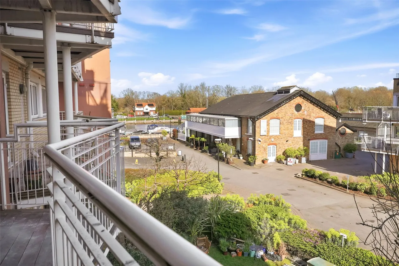 Fairmile House, 30 Twickenham Road, TW11 8BA, photo 8