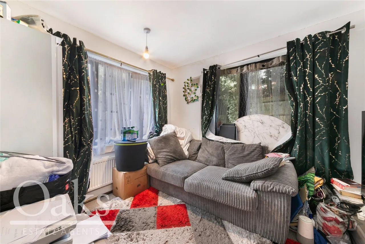 Whitehorse Lane, South Norwood, SE25, photo 2