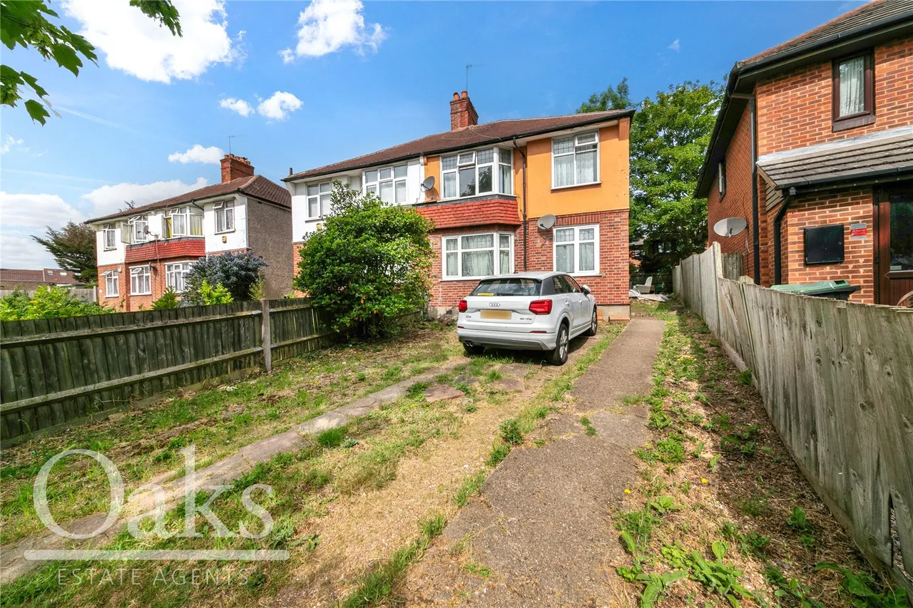 3 bed flat for sale, Whitehorse Lane, South Norwood, SE25