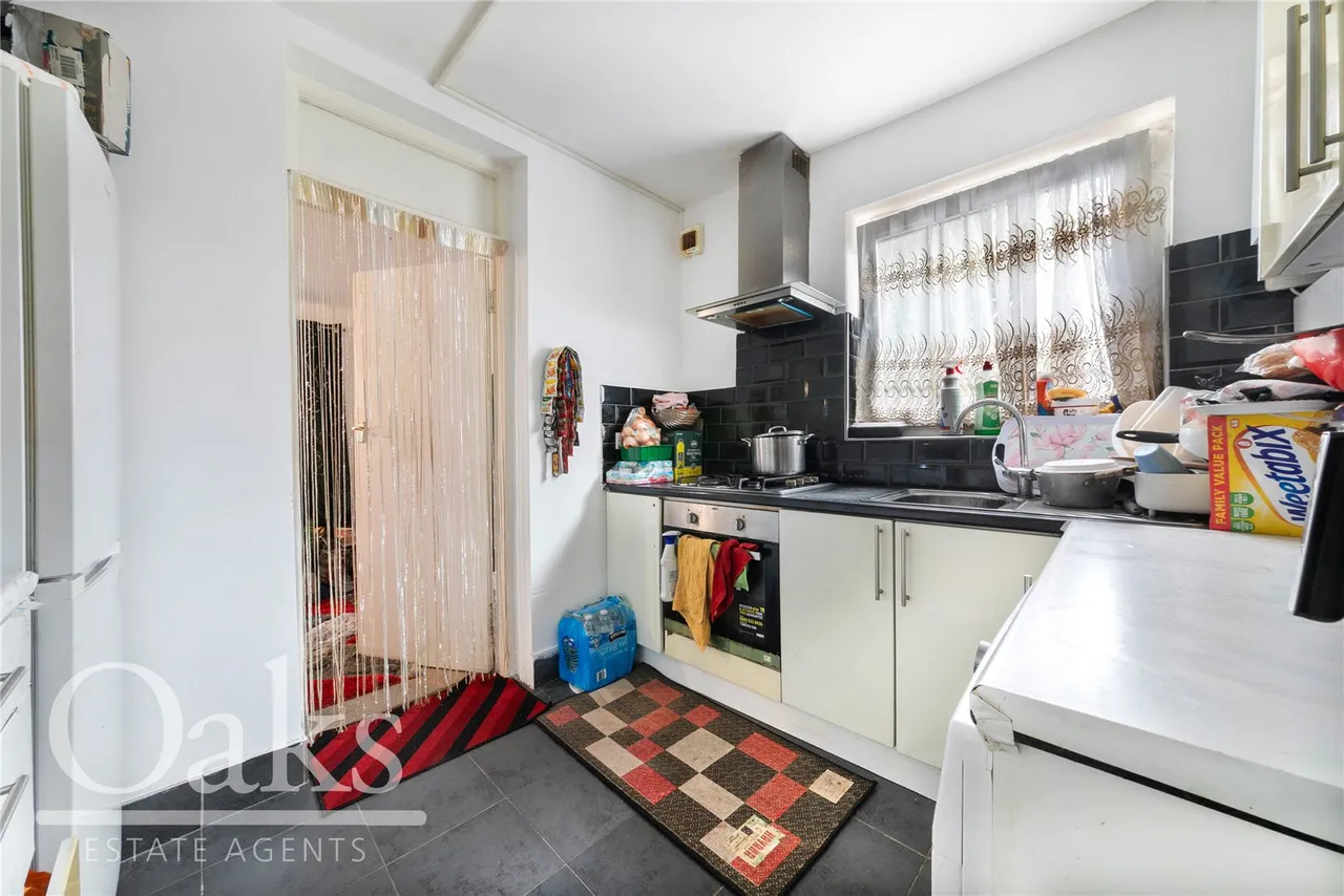 Whitehorse Lane, South Norwood, SE25, photo 3