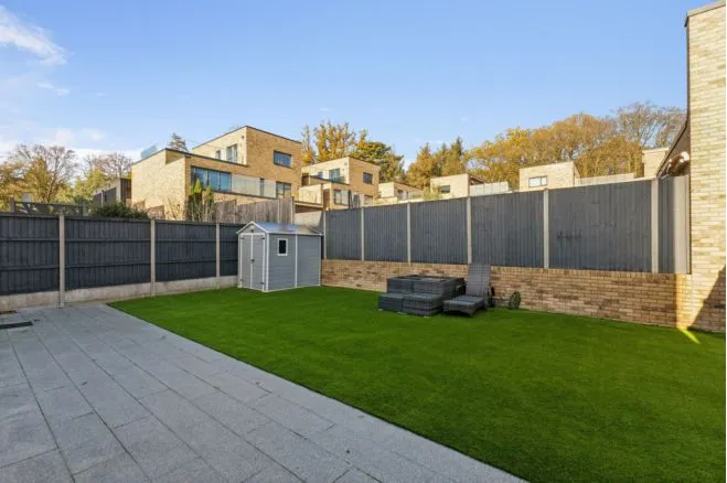 Stanley Kubrick Road, Uxbridge, UB9, photo 19