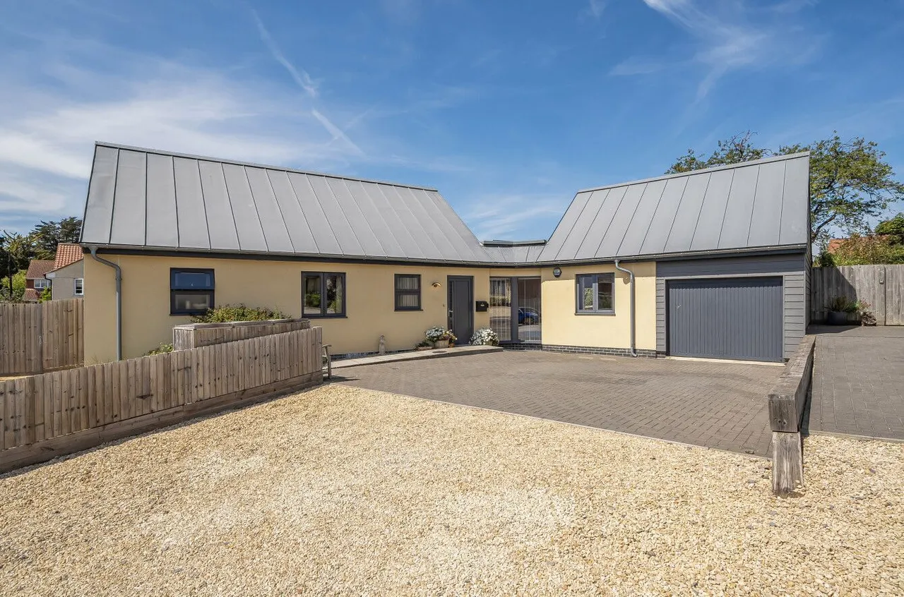 3 bed house for sale, Main Road, Middlezoy, TA7