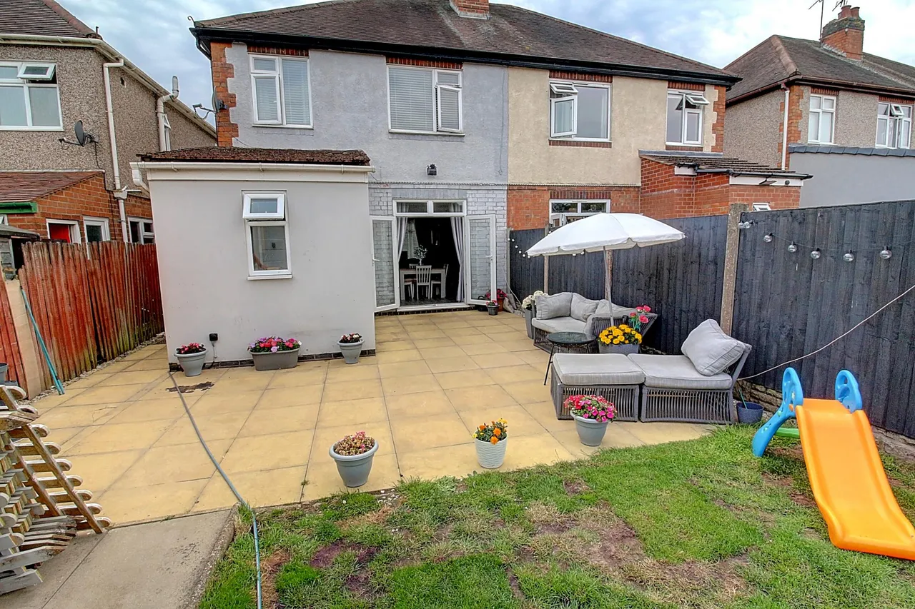 Newdigate Road, Bedworth, CV12, photo 13