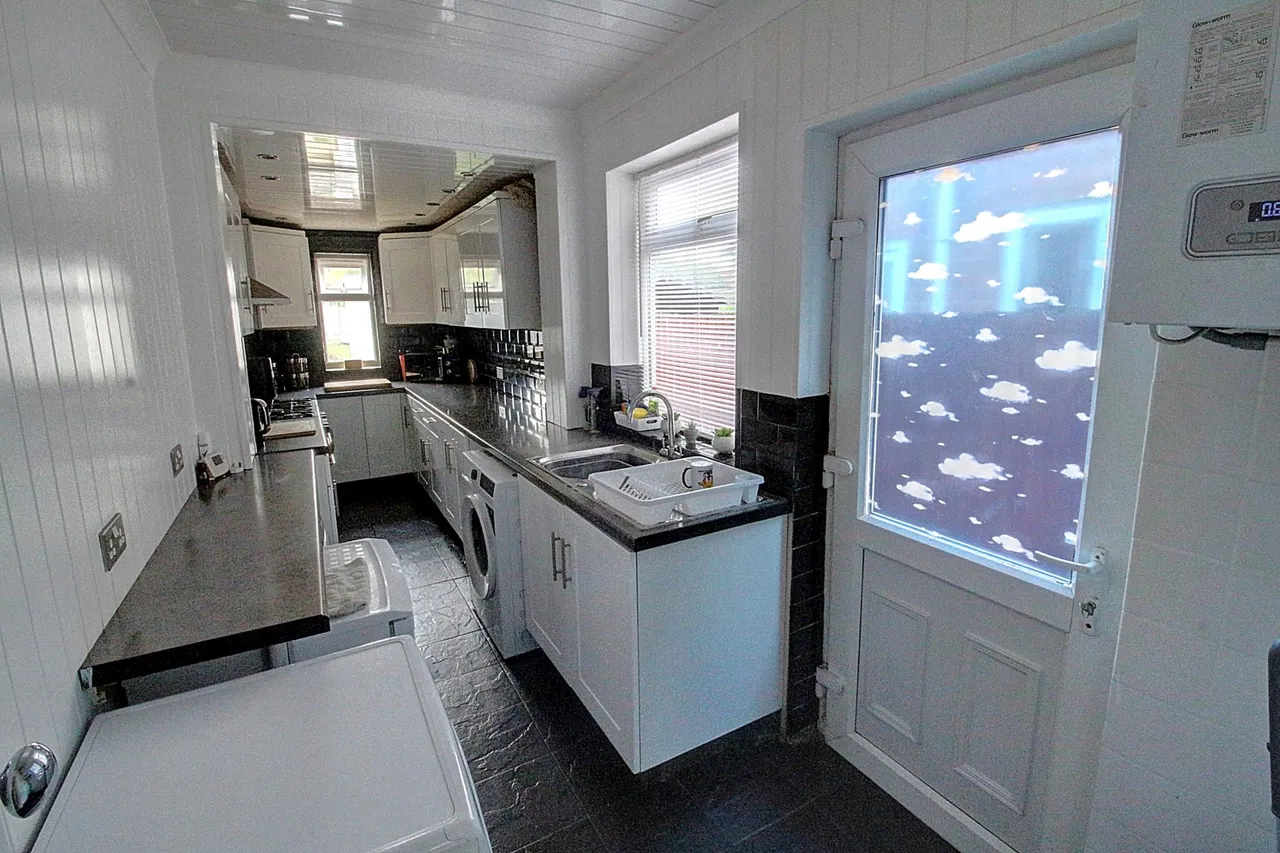 Newdigate Road, Bedworth, CV12, photo 8