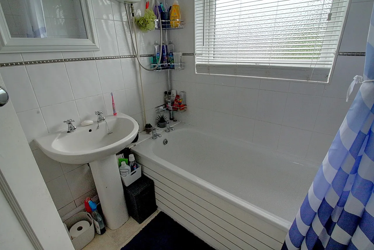 Newdigate Road, Bedworth, CV12, photo 12