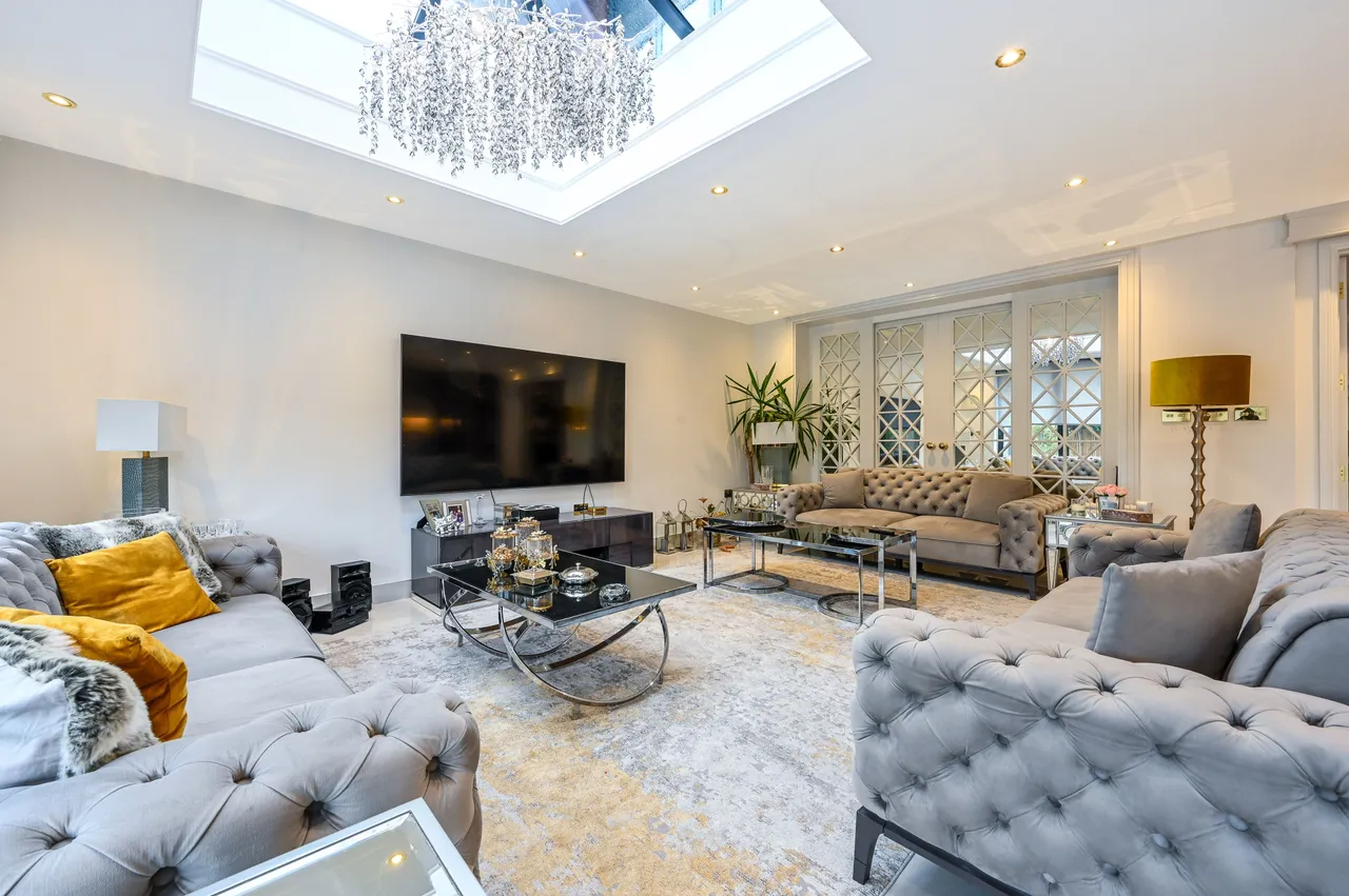 91 Robin Hood Lane, London, photo 6