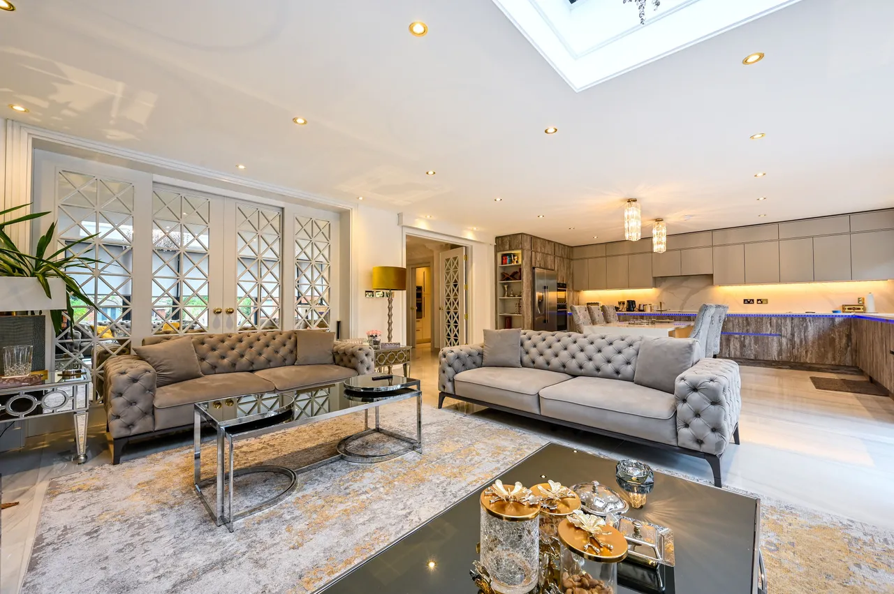 91 Robin Hood Lane, London, photo 3