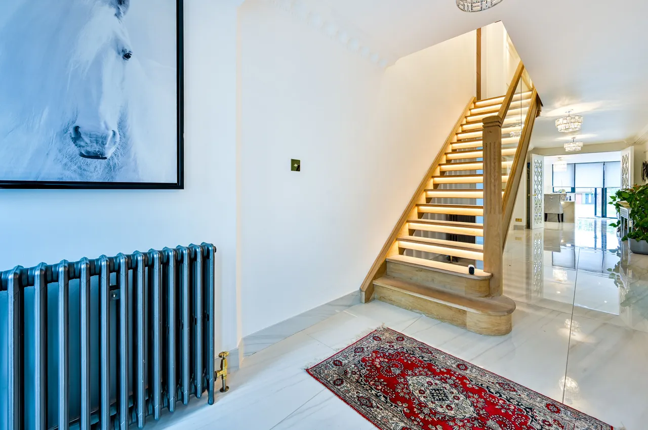 91 Robin Hood Lane, London, photo 10