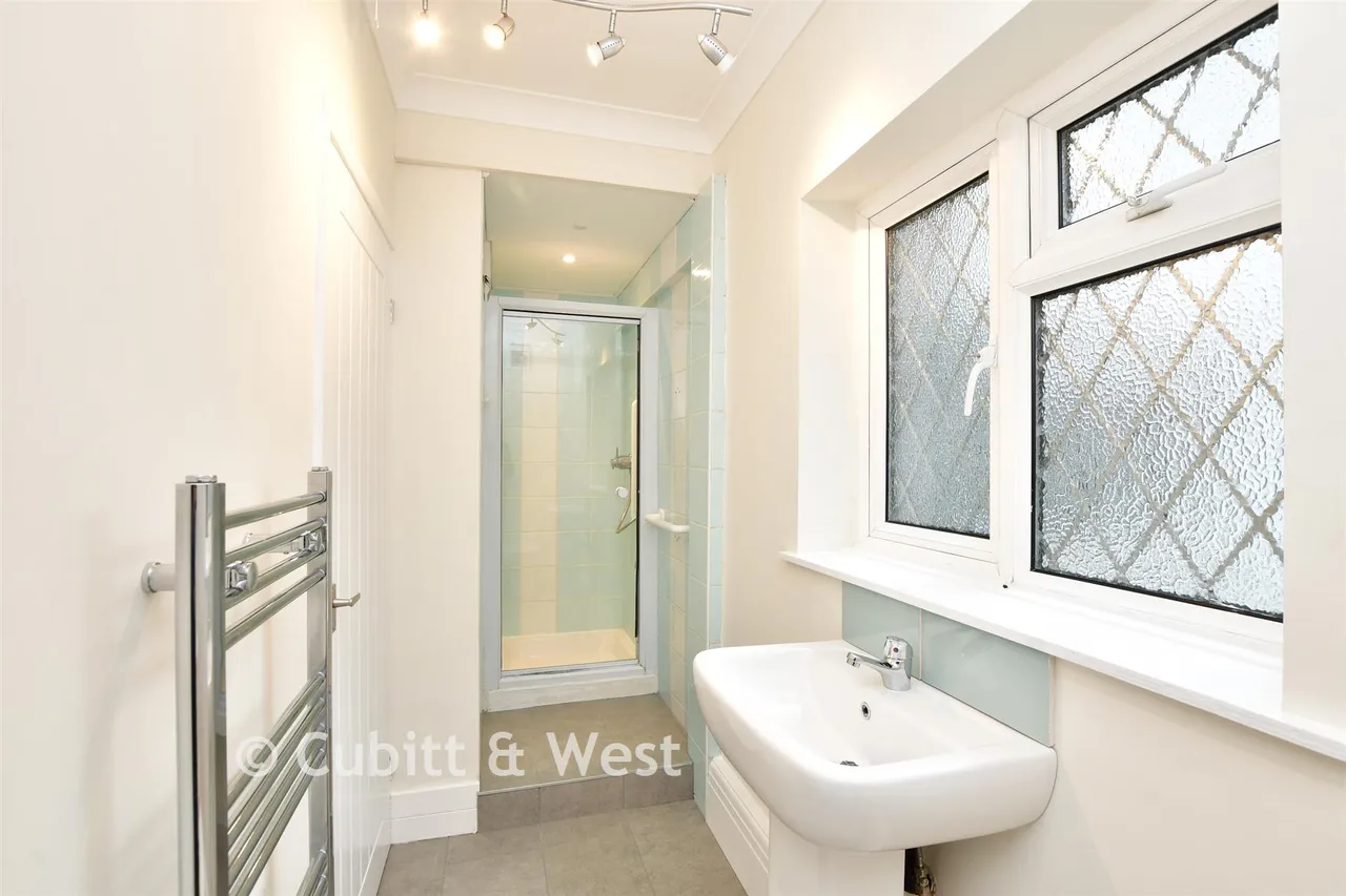North Road, Reigate, RH2, photo 16