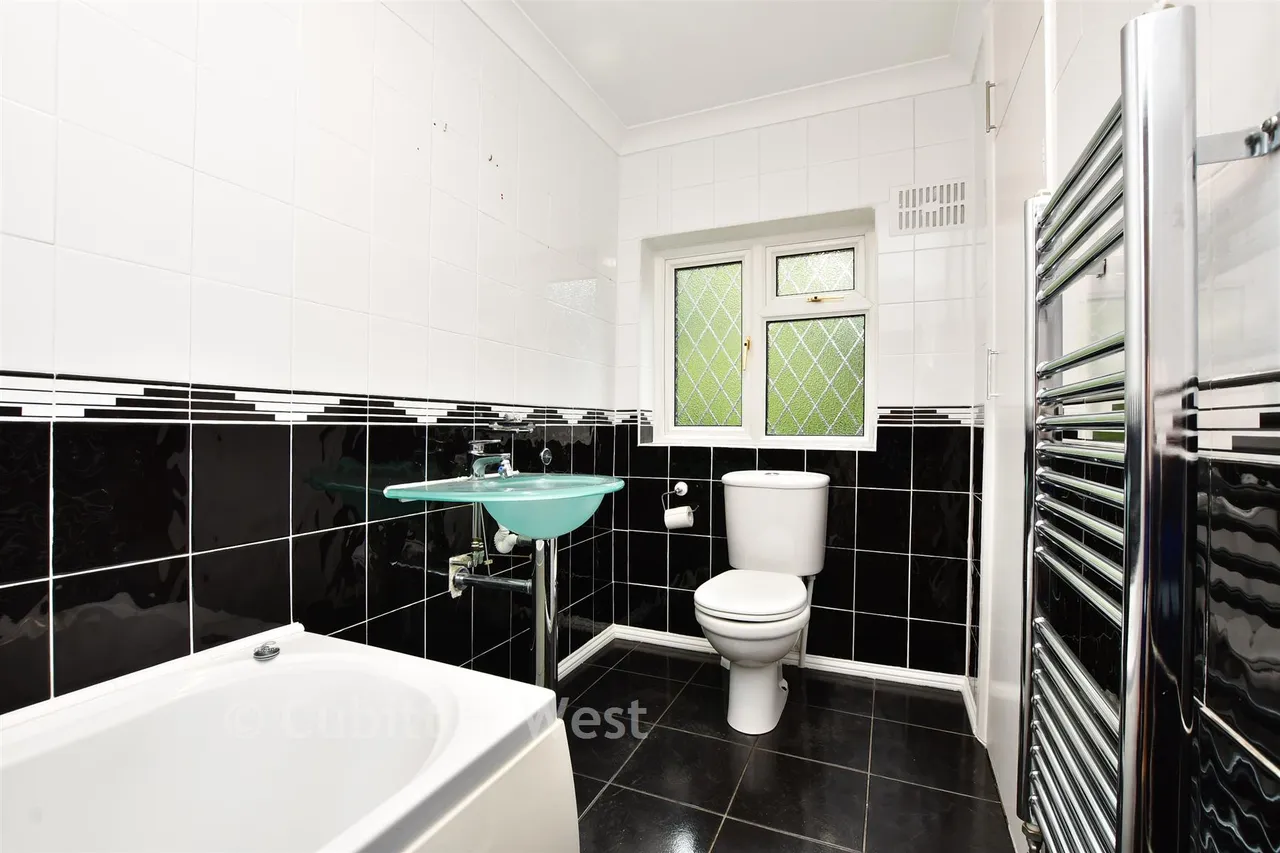 North Road, Reigate, RH2, photo 11